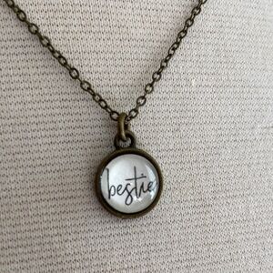 NWT Bestie Necklace